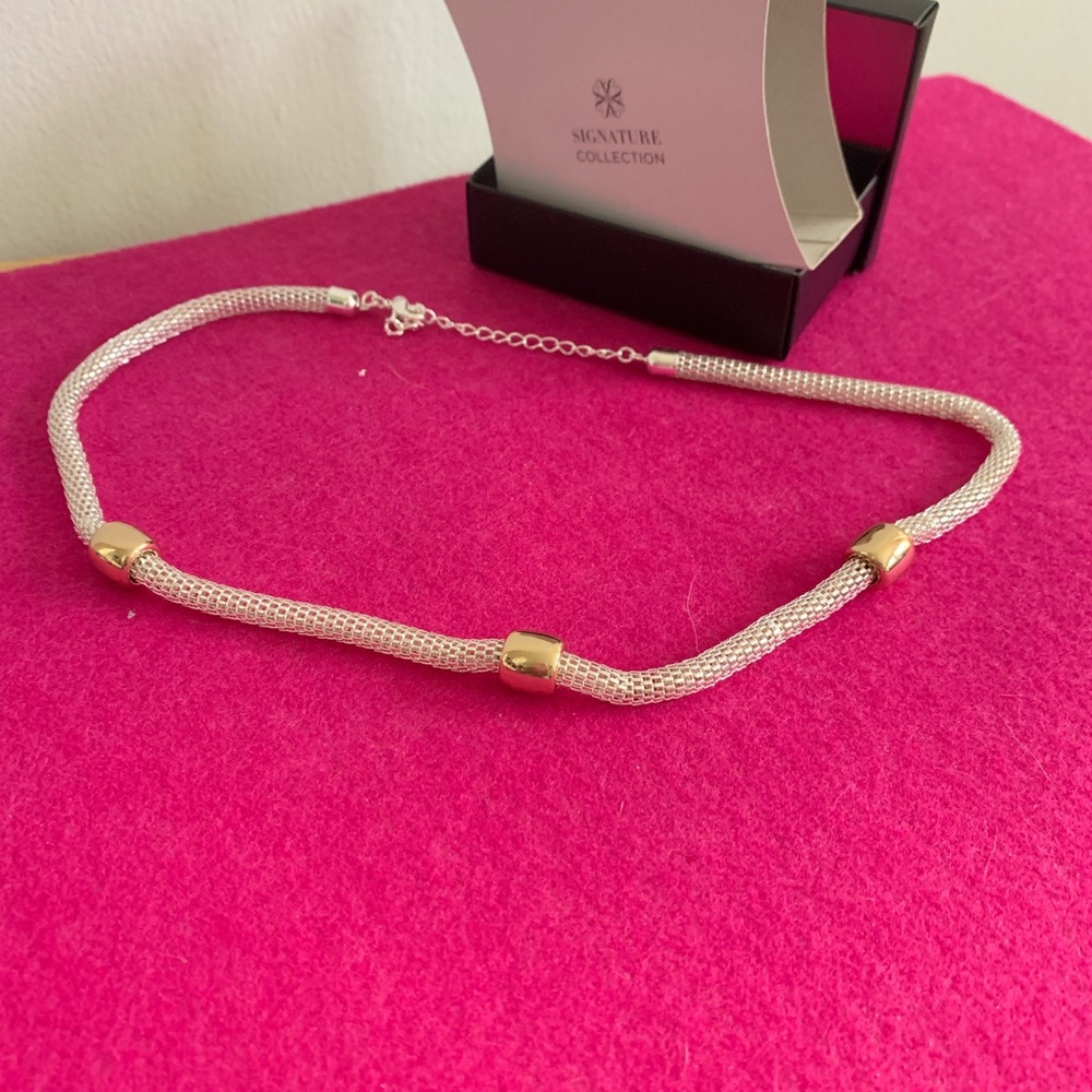 Avon Two Tone Necklace - Picture 2 of 7